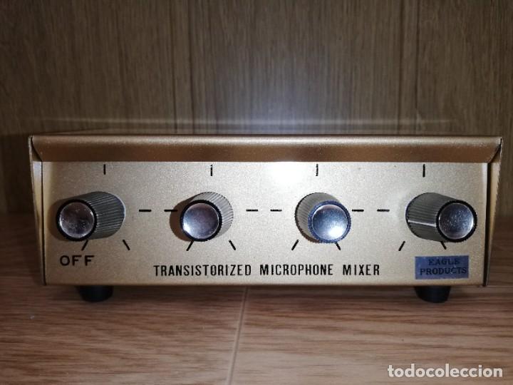 Radios antiguas: Mezclador de micr&oacute;fonos transistorizado marca Eagle - Foto 1