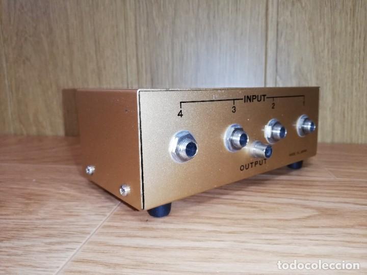 Radios antiguas: Mezclador de micr&oacute;fonos transistorizado marca Eagle - Foto 2
