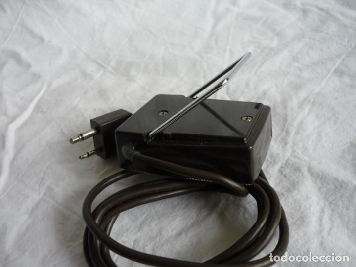 Radios antiguas: Micr&oacute;fono japon&eacute;s de baquelita Craig - Foto 6