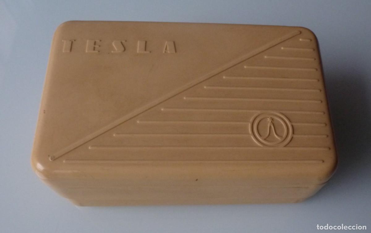 Radios antiguas: ANTIGUO MICR&Oacute;FONO TESLA SOBREMESA CAJA ORIGINAL - Foto 2