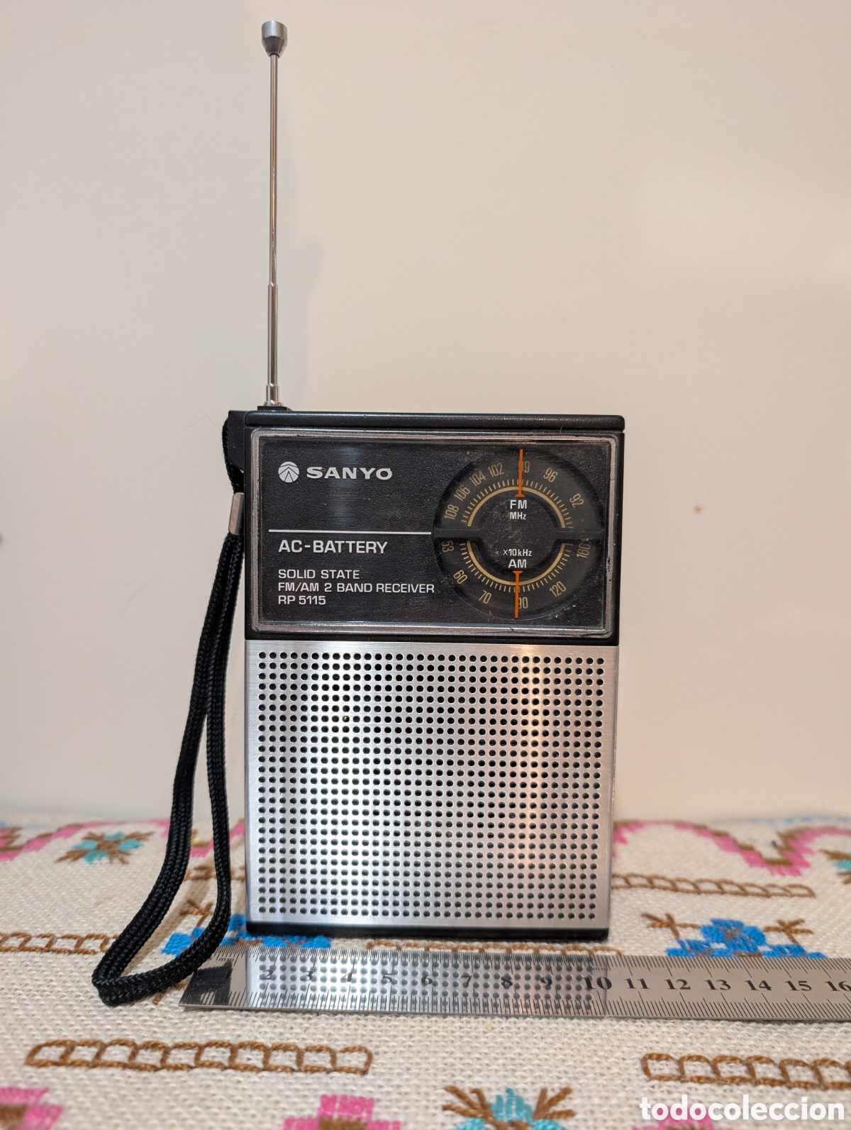 Radios antiguas: Radio Sanyo RP 5115 Vintage FM/AM