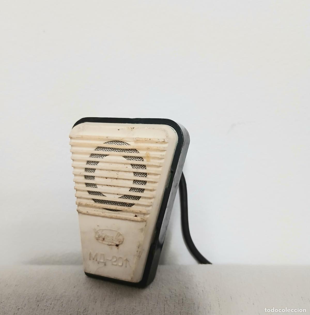 Radios antiguas: Micr&oacute;fono vintage MD-201 de Octava,