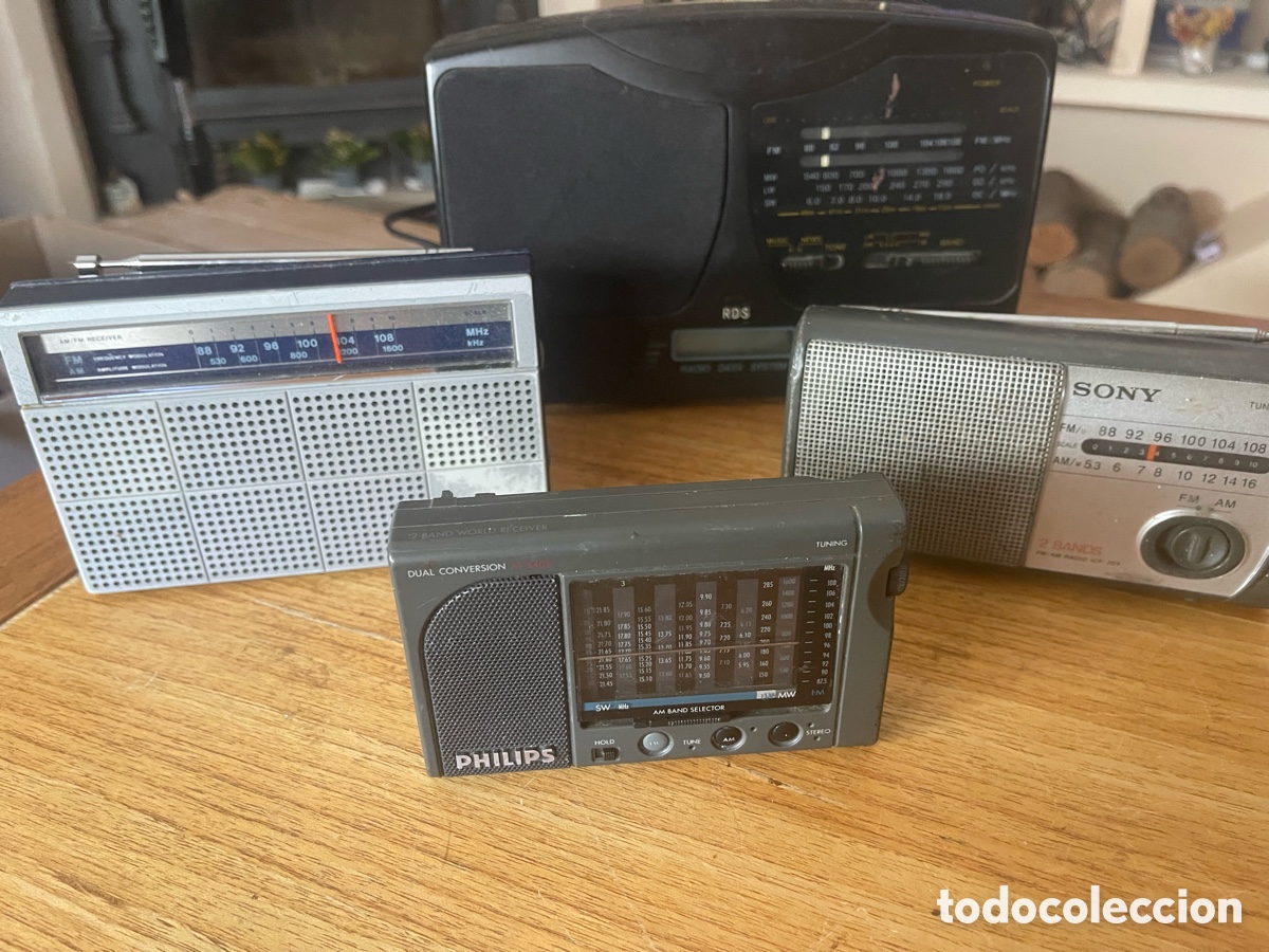 Old radios: Lote 4 radios vintage Sony Philips Sanyo y HM