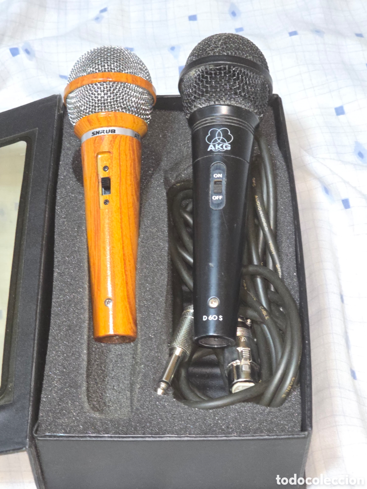 Radios antiguas: Lote de dos Microfonos con cable - Foto 2