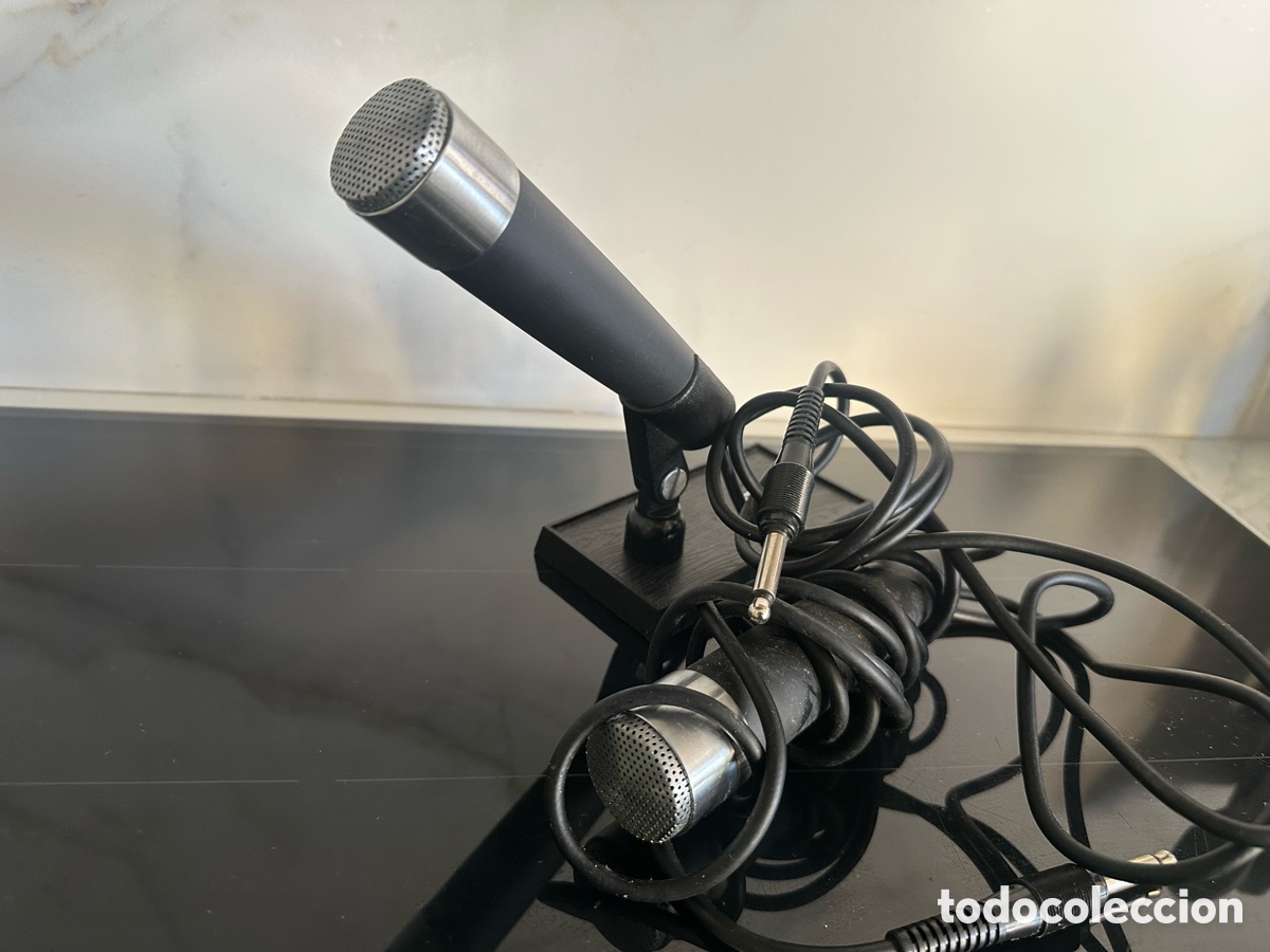 Radios antiguas: Pareja de micr&oacute;fonos vintage AKAI-13. Impedancia 50K&ordm;