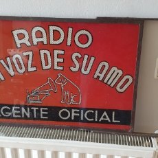 Radios antiguas: CARTEL ORIGINAL DE EPOCA RADIO LA VOZ DE SU AMO AGENTE OFICIAL HIERRO Y CRISTAL MÚSICA ASTURIAS. Lote 340101318