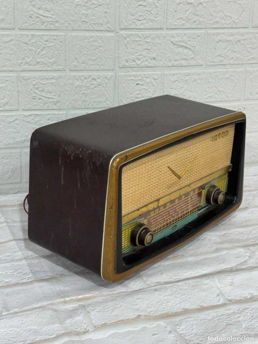 Radios antiguas: Antigua radio de v&aacute;lvulas Inter - Foto 3