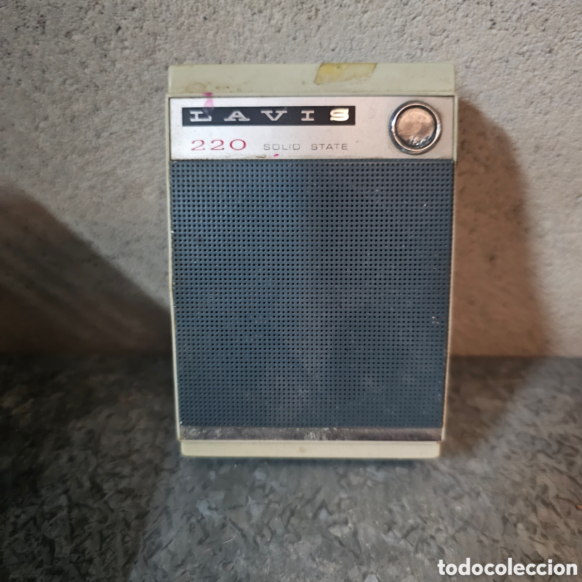 Radios antiguas: Antiguo radio transistor lavis 220 solid state
