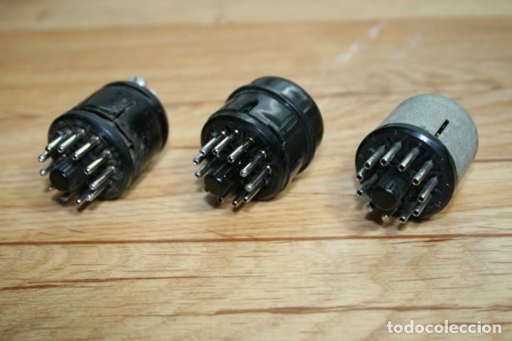 Radios antiguas: CONECTORES heatkit - Foto 1