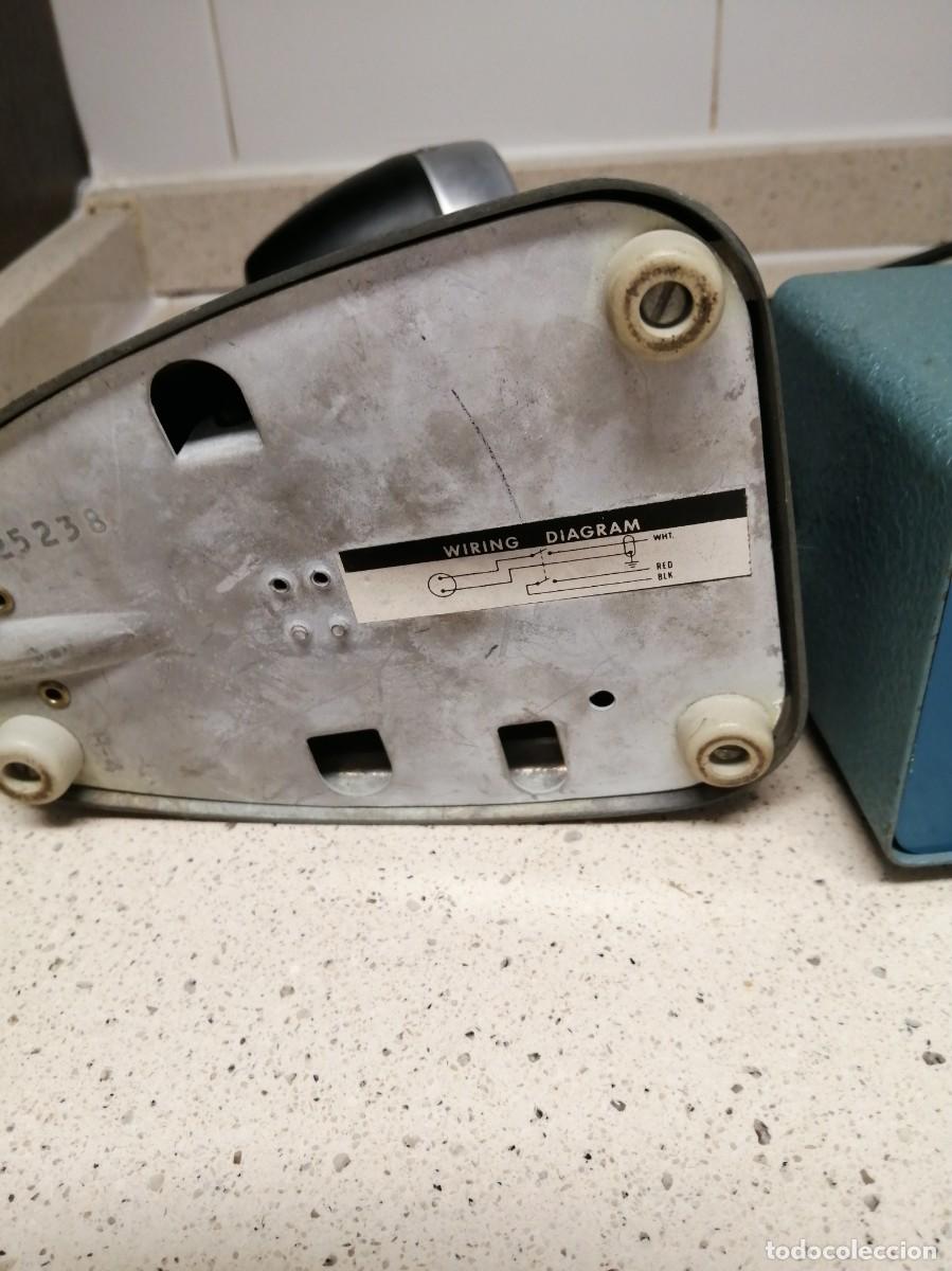 Radios antiguas: Antiguo micr&oacute;fono de mesa para emisora - Foto 4