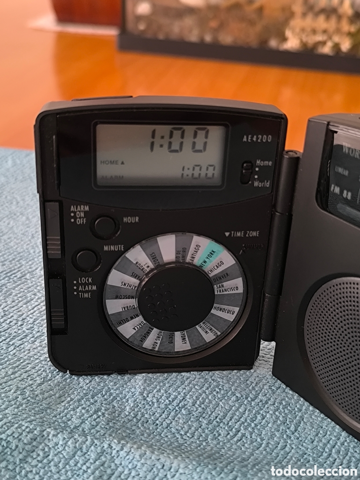 Radios antiguas: Radio reloj Philips mundial - Foto 4