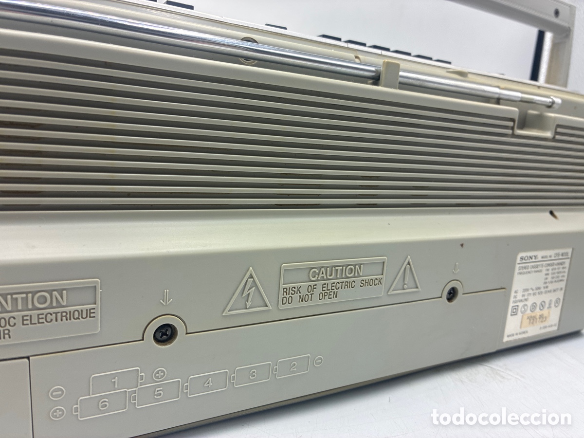Radios antiguas: Radiocasette Sony CFS-V30L. - Foto 10
