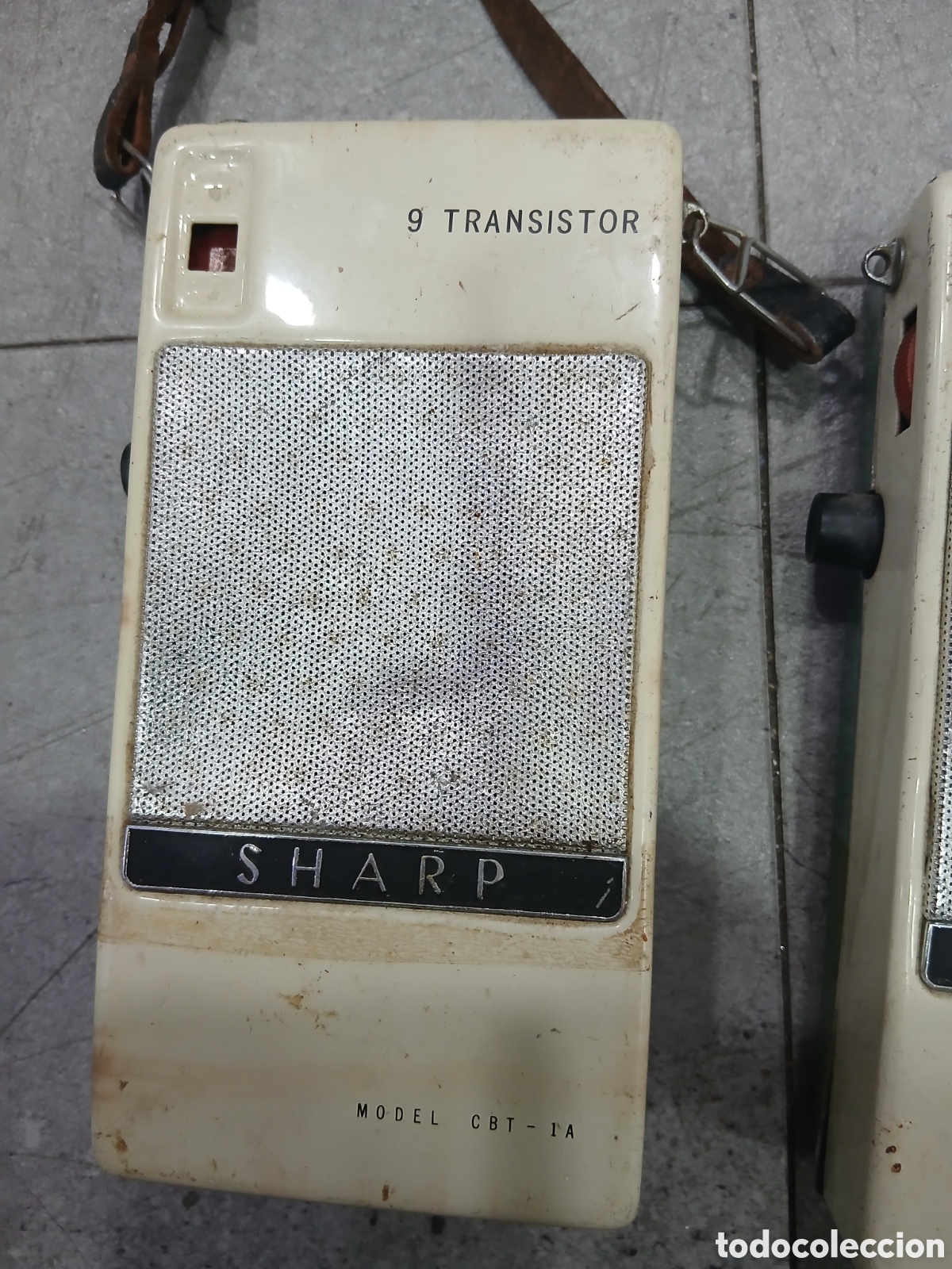 Radios antiguas: Pareja transistores Walkies Sharp. (L68) - Foto 3