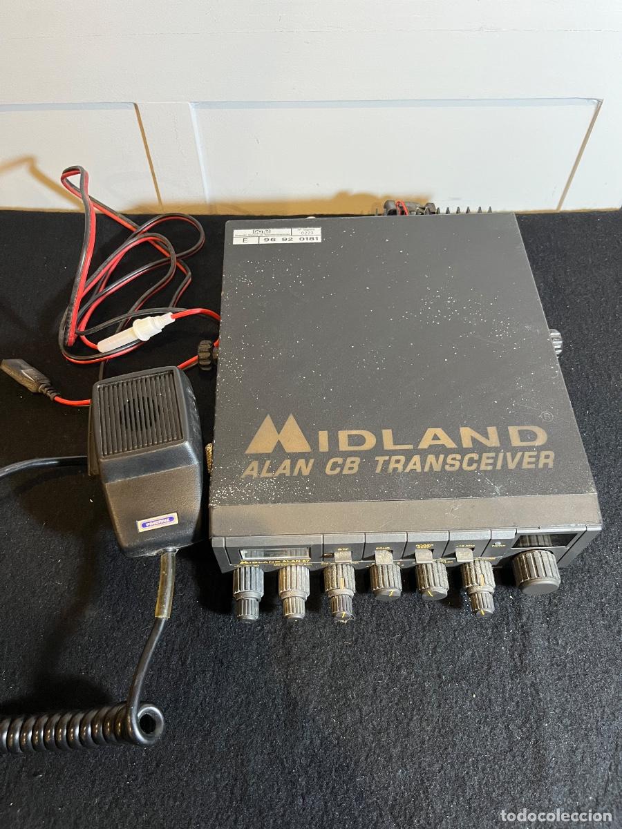 Old radios: Emisora Midland Alan 87 CB Transceiver 27MHz vintage radioaficionado SSB AM FM