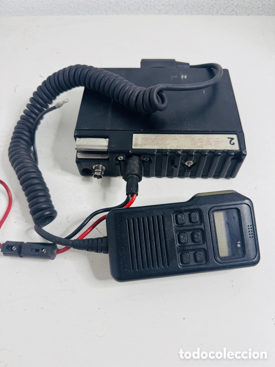 Radios antiguas: radio m&oacute;vil VHF de la marca Motorola Modelo MAU23EZA9322AK Sin Comprobar