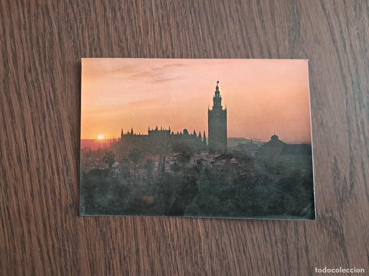 Radios antiguas: postal QSL radioaficionados, Puesta de sol, Sevilla, La Giralda, a&ntilde;o 1975.