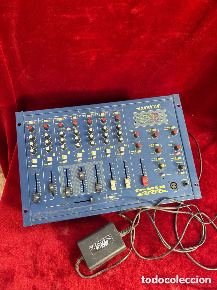Radios antiguas: Antigua mesa profesional de mezclas SoundCraft D-mix 500