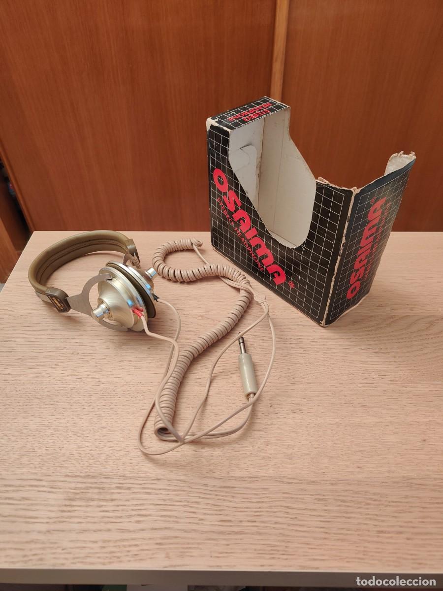 Radios antiguas: Auriculares Osaima OHP-44. Aluminio y cuero verde. Cable espiral beige. Jack. Caja. Vintage