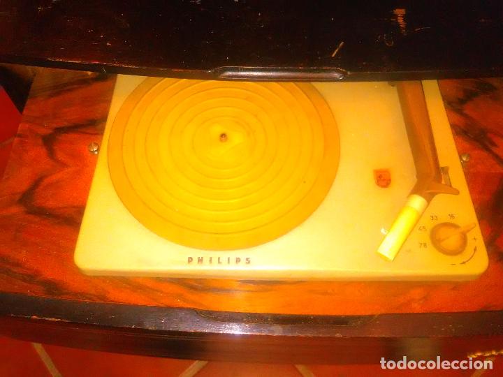 Fon&oacute;grafos y grabadoras de v&aacute;lvulas: TOCADISCOS PHILLIPS A&Ntilde;OS 60 - Foto 1