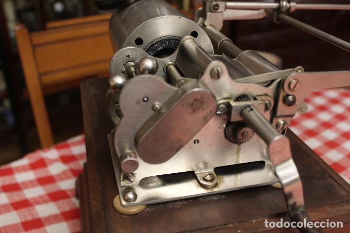 Fon&oacute;grafos y grabadoras de v&aacute;lvulas: fonografo pathe funcionando - Foto 5