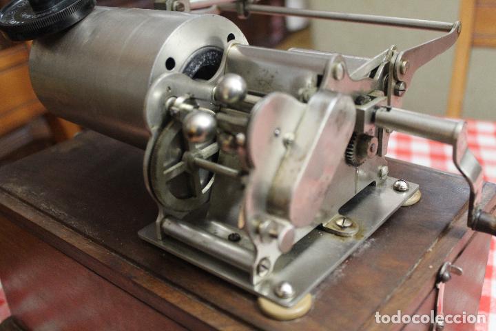Fon&oacute;grafos y grabadoras de v&aacute;lvulas: fonografo pathe funcionando - Foto 6