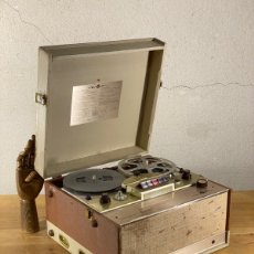 Fonógrafos y grabadoras de válvulas: GRABADORA STEREO VOICE OF MUSIC V-M 722. AÑO 1961. FUNCIONA. STEREOPHONIC RECORDER.