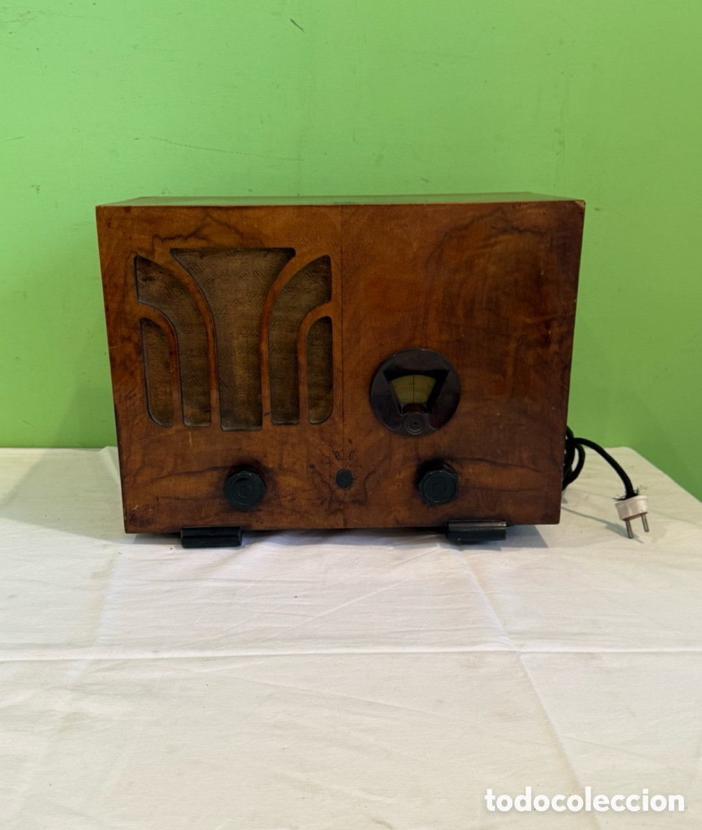Fon&oacute;grafos y grabadoras de v&aacute;lvulas: Radio antigua Philips B520A18 v&aacute;lvulas Art D&eacute;co a&ntilde;os 30 madera original.