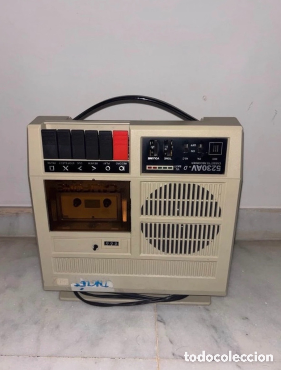 Fon&oacute;grafos y grabadoras de v&aacute;lvulas: Magnet&oacute;fono 5230AV-D Cassette Recorder