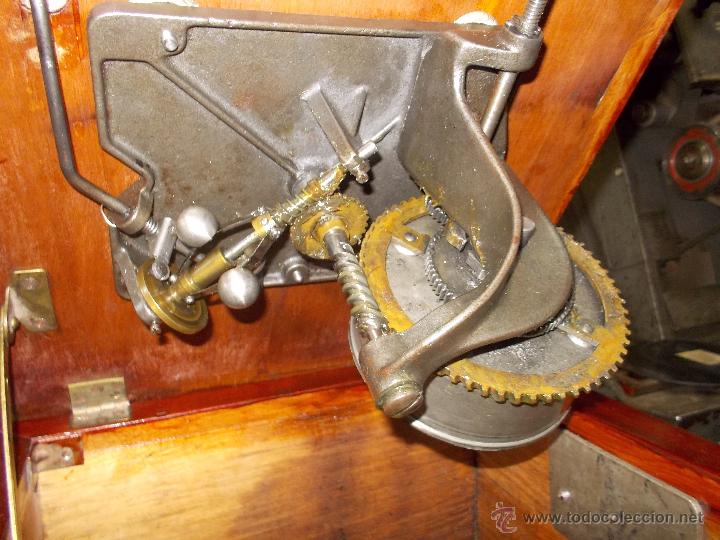 Gram&oacute;fonos y gramolas: Gramofono de La voz de su amo funcionando - Foto 26