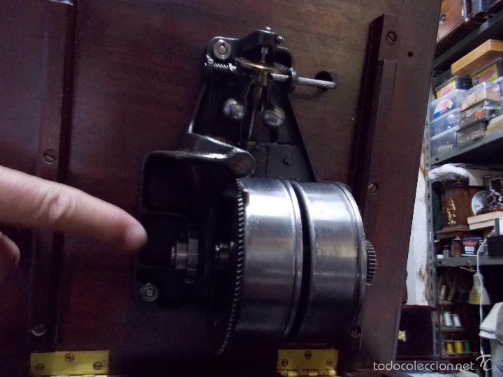 Gram&oacute;fonos y gramolas: Gramofono de la voz de su amo - Foto 2