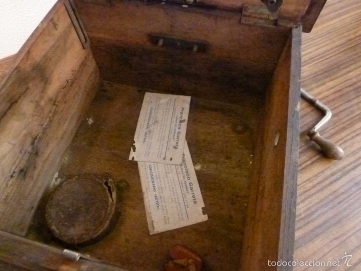Gram&oacute;fonos y gramolas: gramofono con trompa - Foto 4