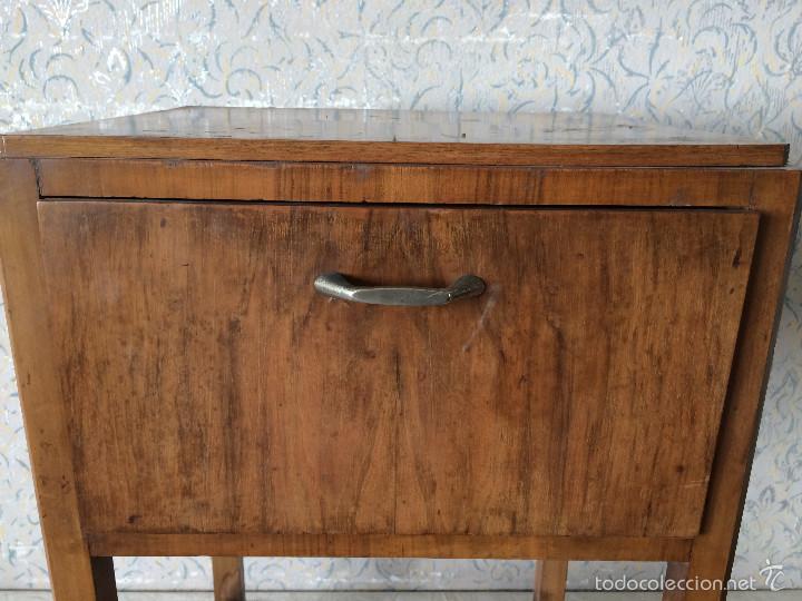 Gram&oacute;fonos y gramolas: MUEBLE CON TOCADISCOS 220 V - Foto 4