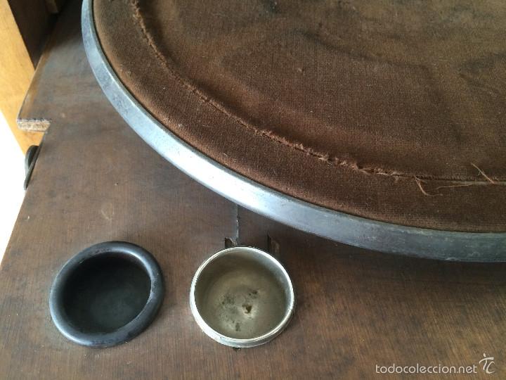 Gram&oacute;fonos y gramolas: MUEBLE CON TOCADISCOS 220 V - Foto 10