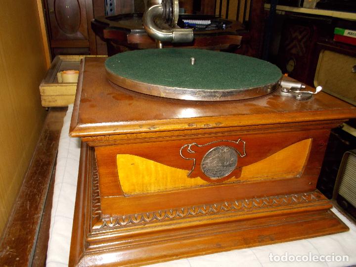 Gram&oacute;fonos y gramolas: Gramofono de la voz de su amo original - Foto 4