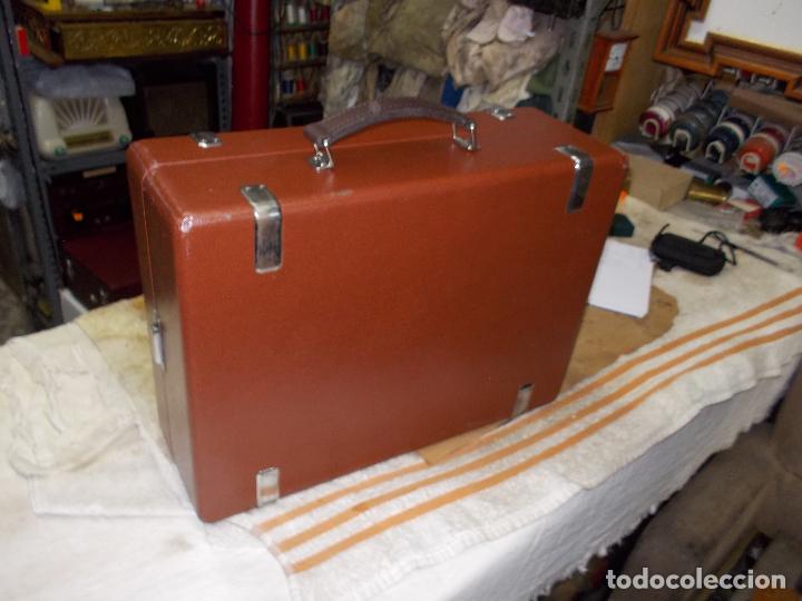 Gram&oacute;fonos y gramolas: Gramola Thorens funcionando - Foto 13