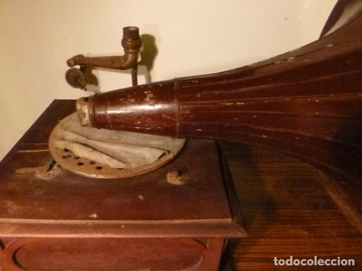 Gram&oacute;fonos y gramolas: caja de gramofono con trompa - Foto 10