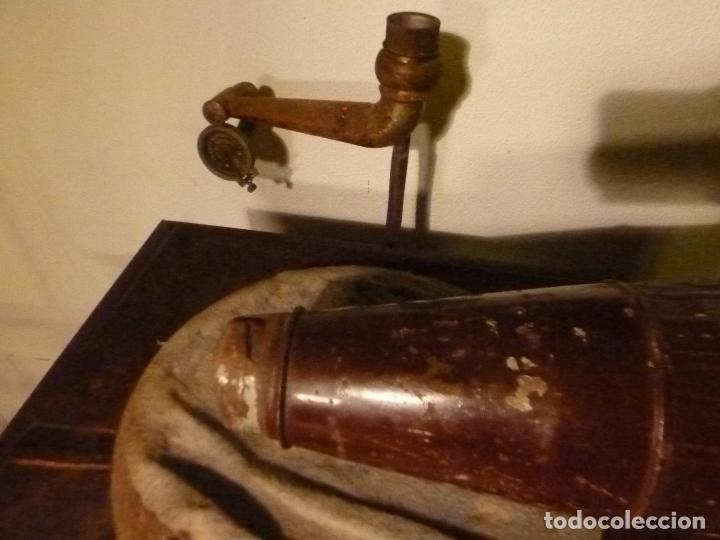 Gram&oacute;fonos y gramolas: caja de gramofono con trompa - Foto 13