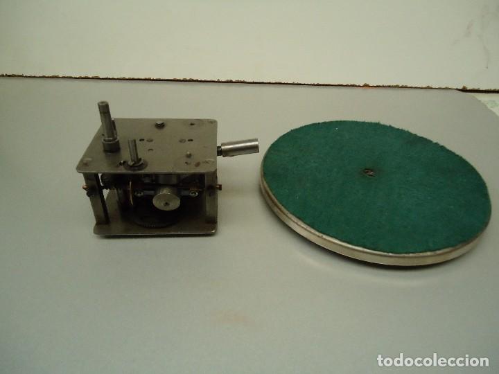 Gram&oacute;fonos y gramolas: MOTOR DE GRAMOFONO 3 - Foto 1