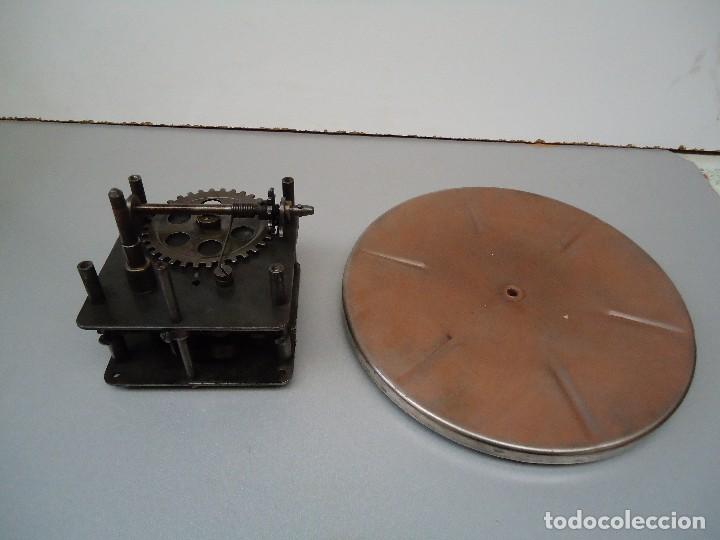 Gram&oacute;fonos y gramolas: MOTOR DE GRAMOFONO 5 - Foto 1