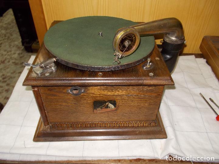 Gram&oacute;fonos y gramolas: Gramofono la voz de su amo - Foto 1