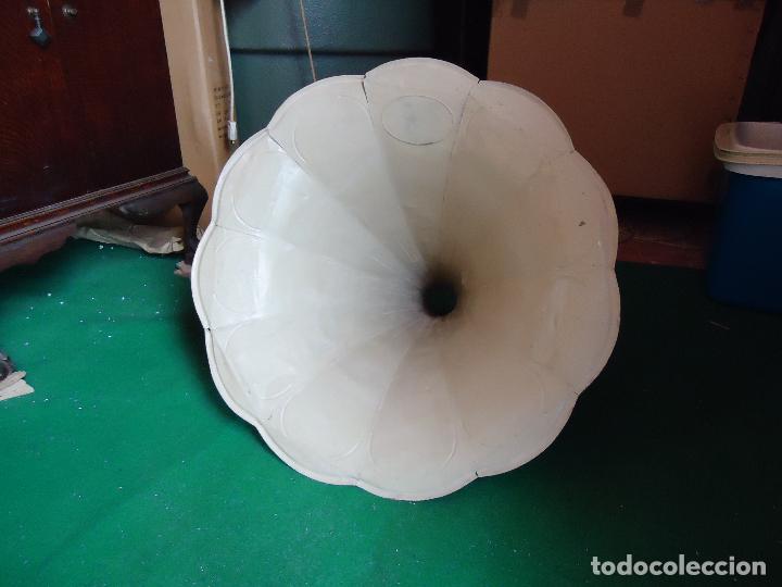 Gram&oacute;fonos y gramolas: BOCINA DE GRAMOLA la voz de su amo - Foto 2