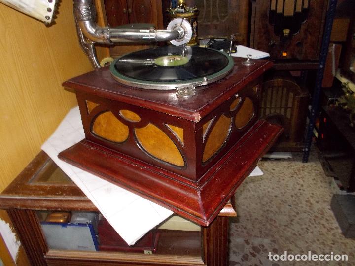 Gram&oacute;fonos y gramolas: Gramofono funcionando - Foto 2