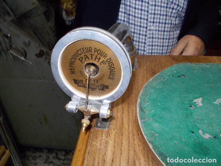 Gram&oacute;fonos y gramolas: Gramofono Pathephone N&ordm; 30 funcionando - Foto 22