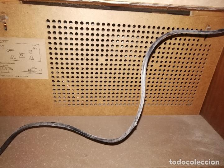 Gram&oacute;fonos y gramolas: RADIO TOCADISCOS MUEBLE GRUNDIG FUNCIONANDO 220V - Foto 13