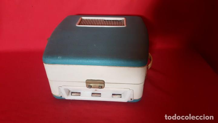 Gram&oacute;fonos y gramolas: Tocadiscos COSMO modelo Dualette 77. - Foto 2