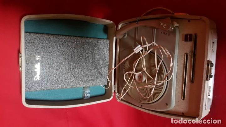 Gram&oacute;fonos y gramolas: Tocadiscos COSMO modelo Dualette 77. - Foto 3