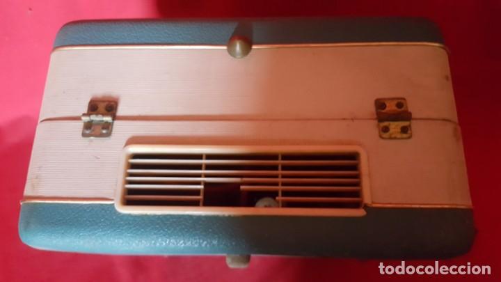Gram&oacute;fonos y gramolas: Tocadiscos COSMO modelo Dualette 77. - Foto 5