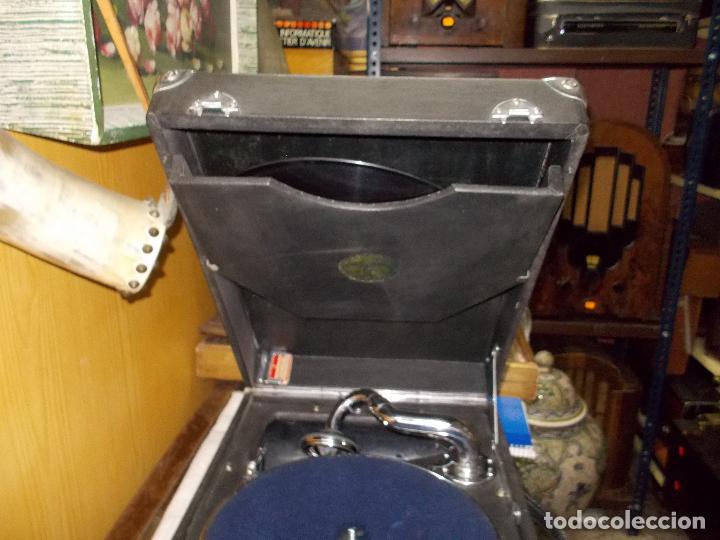 Gram&oacute;fonos y gramolas: Gramola columbia funcionando - Foto 7