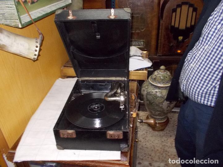 Gram&oacute;fonos y gramolas: gramofono wekend Funcionando - Foto 10