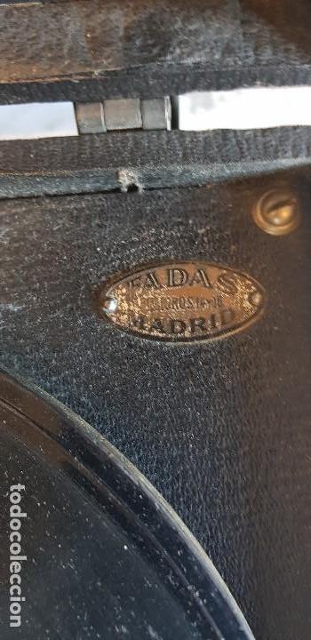 Gram&oacute;fonos y gramolas: GRAMOFONO ANTIGUO DECCA - Foto 4
